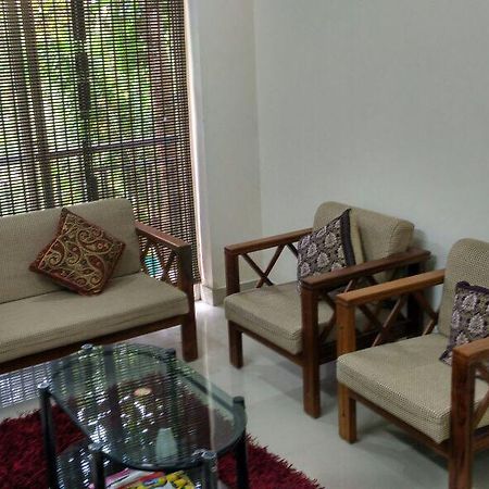 Prithvi Apartment Tripunithura Bagian luar foto